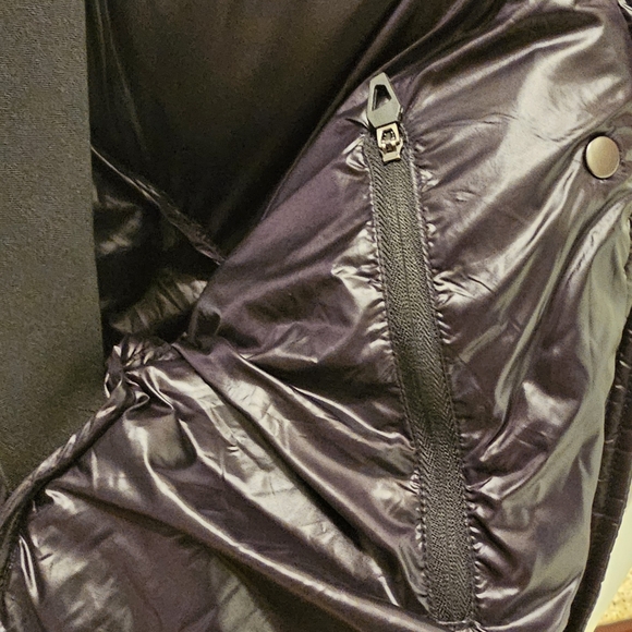 Wantdo Hooded Puffer Jacket- Long Quilted Medium NWT - Picture 10 of 16